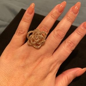 Rose gold ring